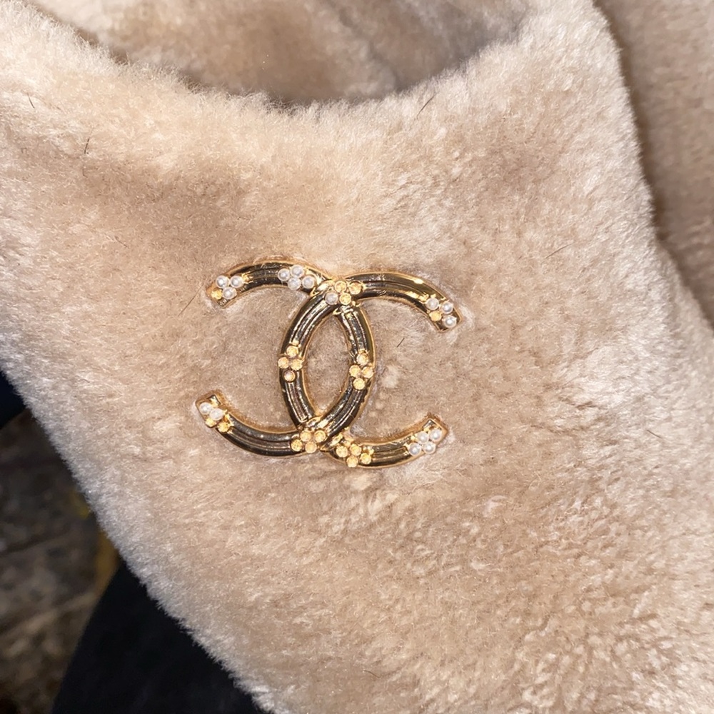 Chanel Mules - Picture 5 of 15